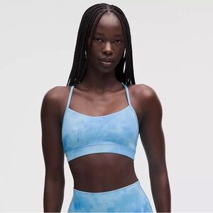 Lululemon Blue Smoothie Wash Flow Y Bra Size 6
